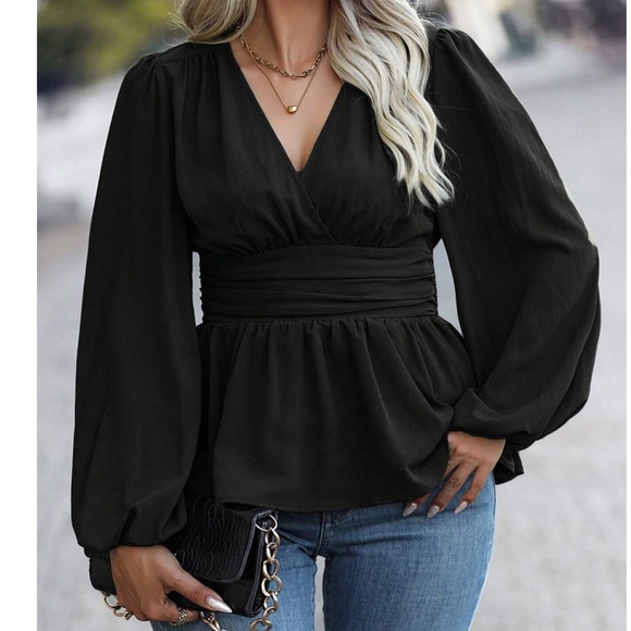 Plus Ruffle Hem Solid Long sleeve Blouse - Picture 7 of 9